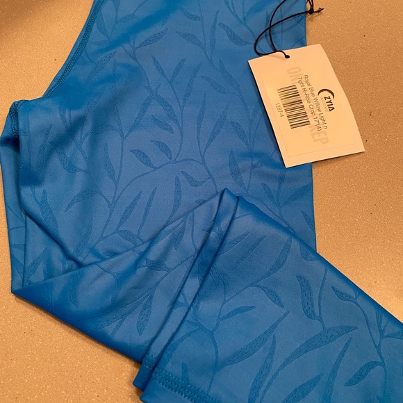 Blue Zyia Crop Tights - Picture 2 of 5